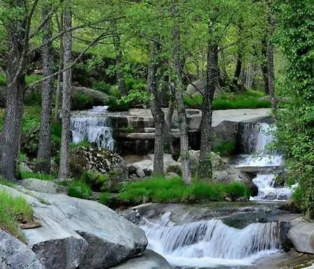 Alojamiento Gredos-tietar Ii بيت للعطل